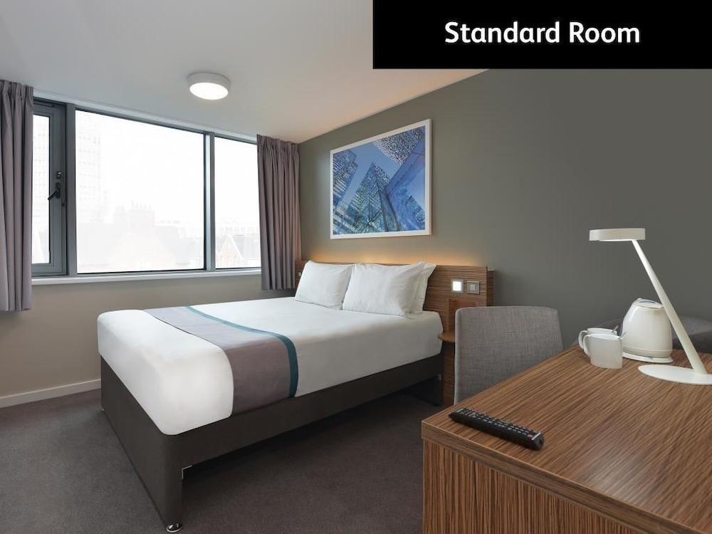 Travelodge London Central Waterloo Екстериор снимка