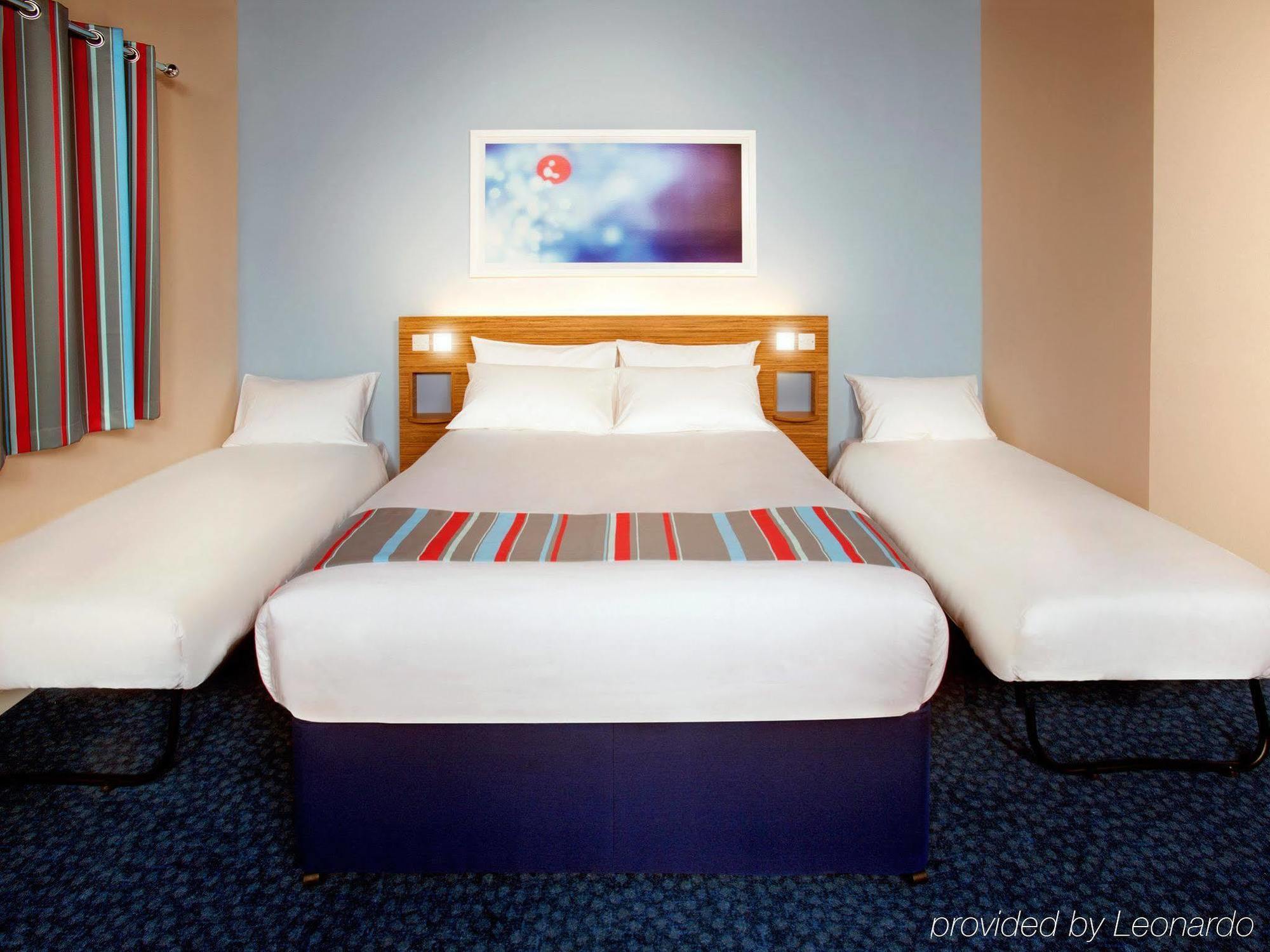 Travelodge London Central Waterloo Екстериор снимка